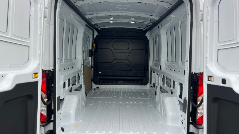 Ford Transit 350 L3 Diesel Fwd 2.0 EcoBlue 130ps H2 Leader Van